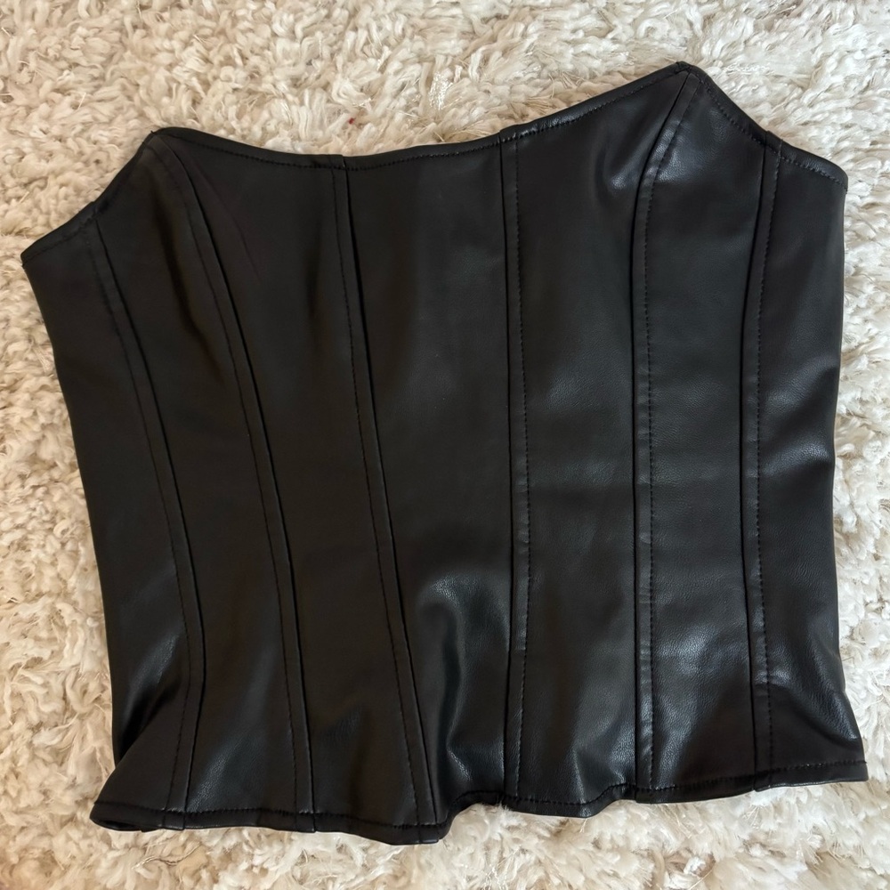 Forever 21 Black Zippered Top